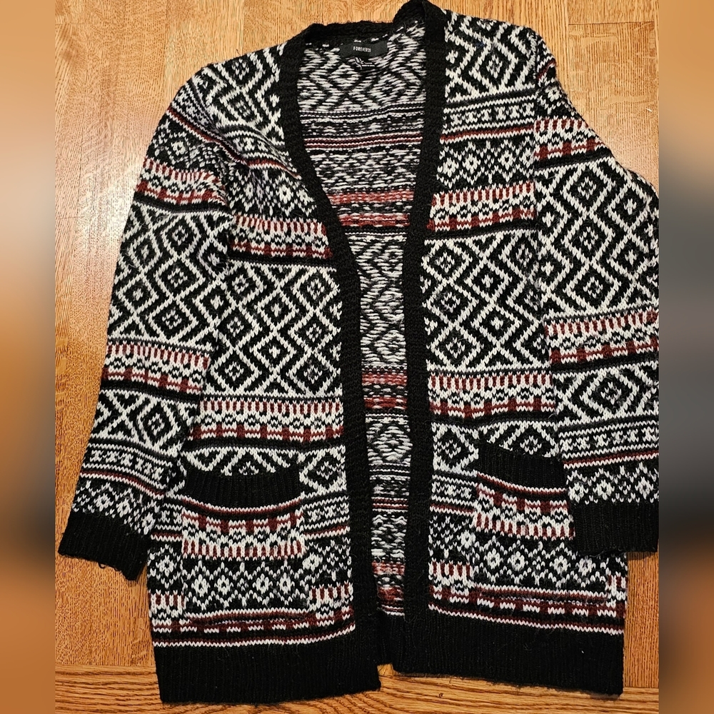 Forever 21 cozy sweater large black maroon white